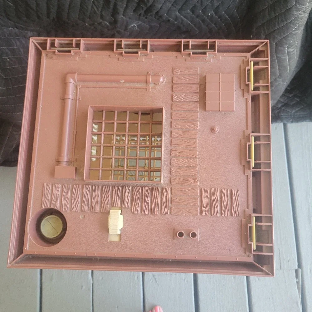 1987 Kenner The Real Ghostbusters Firehouse Headquarters Playset HQ Building